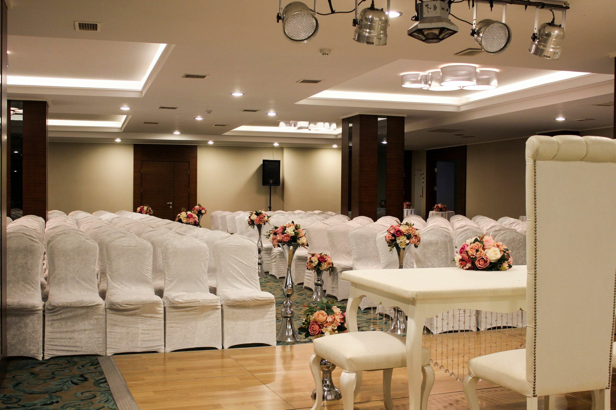 Eyuboglu Hotel Анкара Екстериор снимка